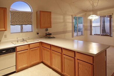 8968 E Pomegranate St, Tucson, AZ 85730 - photo 6