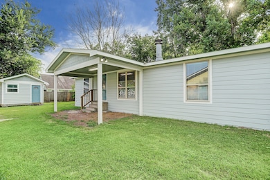 5837 Jerrycrest Dr, Pearland, TX 77584 - photo 2