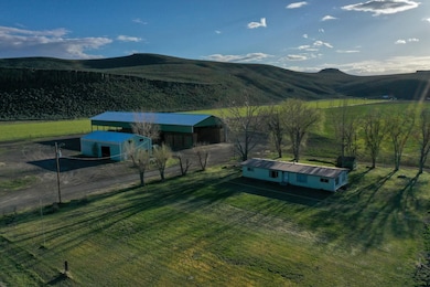 60664 Anderson Valley Rd, Princeton, OR 97721 - photo 2