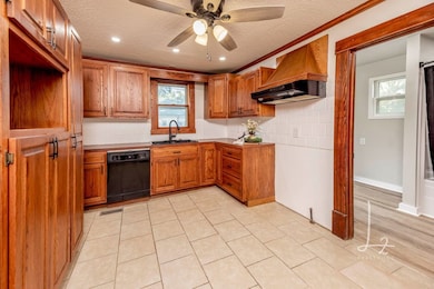 506 N Main St, Moline, KS 67353 - photo 6