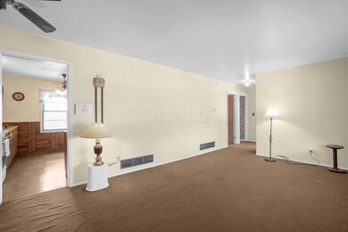 5-web-or-mls-4451-errington-rd