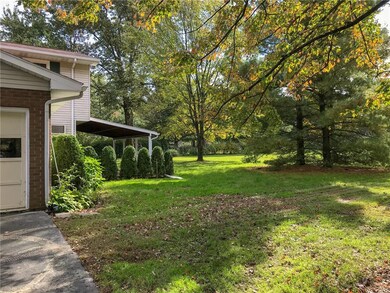 4742 Linda Ln, Emmaus, PA 18049 - photo 7