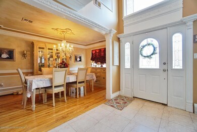 (4) Entry Foyer and Dining Room