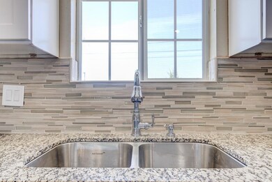 1345 W 16th St-13