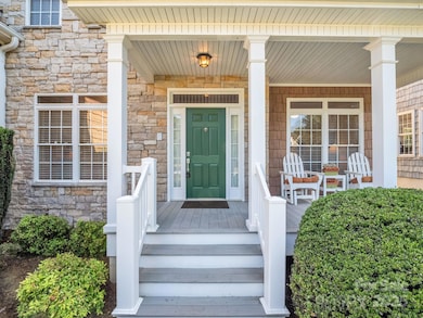 2137 6th St NW, Hickory, NC 28601 - photo 3