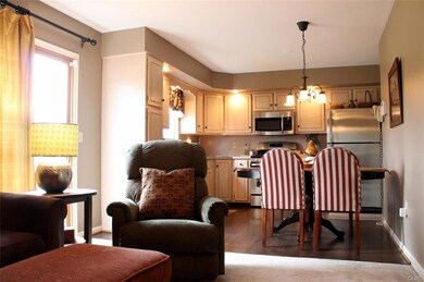 2757 Victoria Ln, Easton, PA 18045 - photo 5