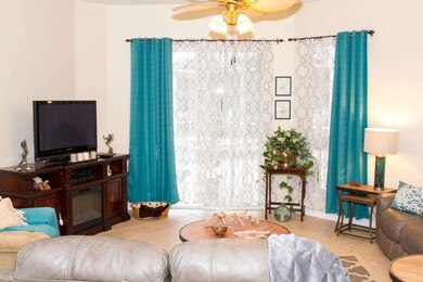 Living Room 3-100
