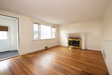 43 E St, Hull, MA 02045 - photo 3