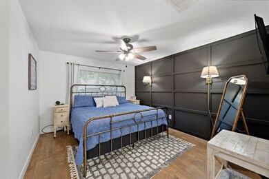 16314 Oxnard Ln, Friendswood, TX 77546 - photo 3