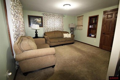 122 N Payne St, New Ulm, MN 56073 - photo 6