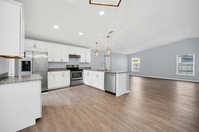 7978 Wellsmere Cir, Orlando, FL 32835 - photo 7