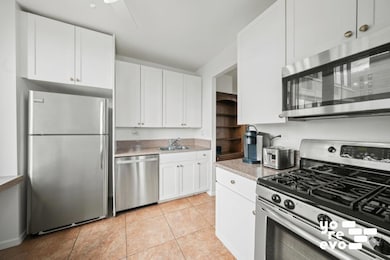 America Apartments unit 2405, New York, NY 10028 - photo 4