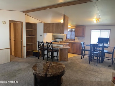 Simple Open Concept