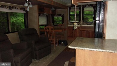 0 Rt 220 2 unit WVMI2002872, Keyser, WV 26726 - photo 6