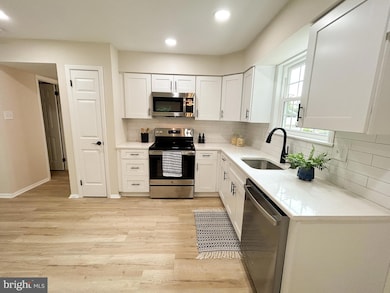 4 Woodstream Dr, Atco, NJ 08004 - photo 4