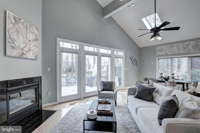 9309 Raintree Rd, Burke, VA 22015 - photo 3