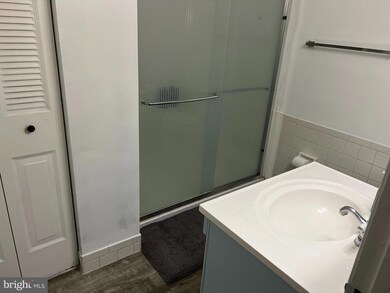 8 Oliver Wolcott Bldg, Blackwood, NJ 08012 - photo 4