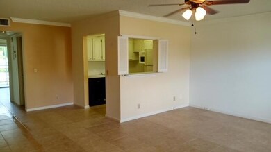 16 Dorset A, Boca Raton, FL 33434 - photo 2