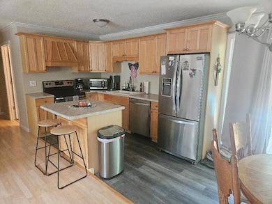 32 Pine St, Newport, ME 04953 - photo 7