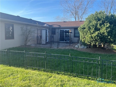 917 Wesley Ave, Bryan, OH 43506 - photo 7