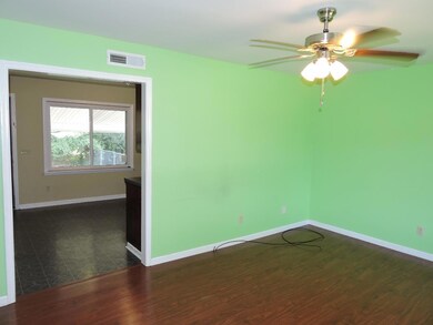 812 Sedgefield Ct, Manchester, TN 37355 - photo 4