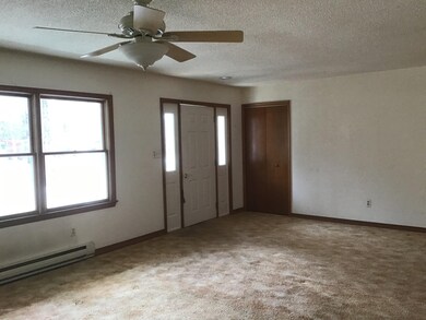 128 Hillcrest Dr, Hawley, PA 18428 - photo 4