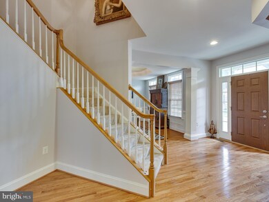 25085 Malmsbury Terrace, Chantilly, VA 20152 - photo 2