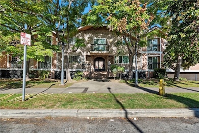 147 W Acacia Avenue Unit#104, Glendale, CA 91204 - photo 2