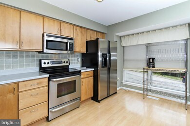 9604 Clocktower Ln, Columbia, MD 21046 - photo 7