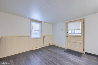 525 Walnut St, Columbia, PA 17512 - photo 3