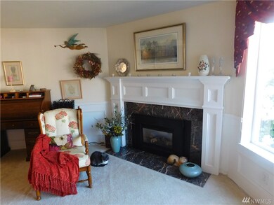 555 Walnut St unit 8, Edmonds, WA 98020 - photo 4