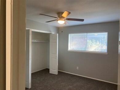 405 Debbie Ln, Alvin, TX 77511 - photo 7