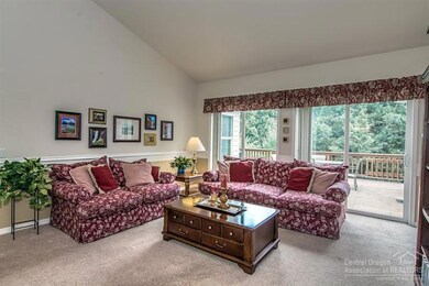 1172 SE Shadowood Dr, Bend, OR 97702 - photo 4