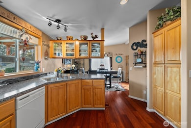 9314 Canyon Rd E unit 39, Puyallup, WA 98371 - photo 6