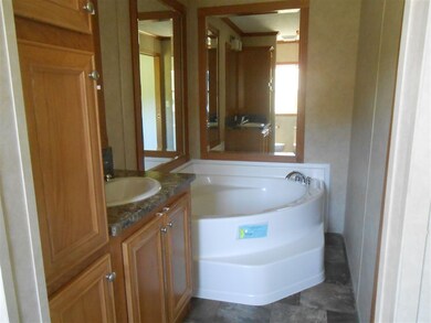 86 Nh Route 4a, Lebanon, NH 03766 - photo 7