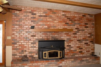 211 Avolyn Dr, Brownwood, TX 76801 - photo 5