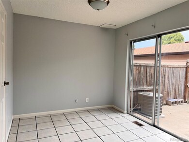 3561 S Kittredge St unit B, Aurora, CO 80013 - photo 6