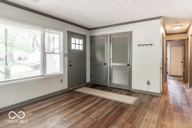 615 Hanover Dr, Whiteland, IN 46184 - photo 6