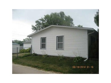 905 S 7th St, Marion, IA 52302 - photo 3