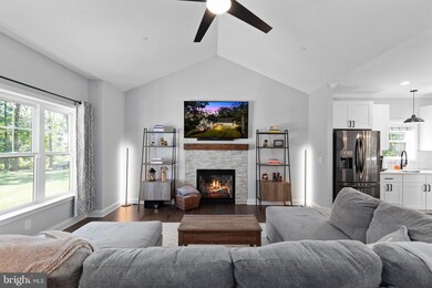 1128 Lynn Haven Dr, Westminster, MD 21157 - photo 5