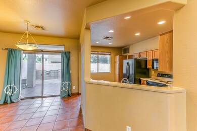 4140 E Hallihan Dr-9