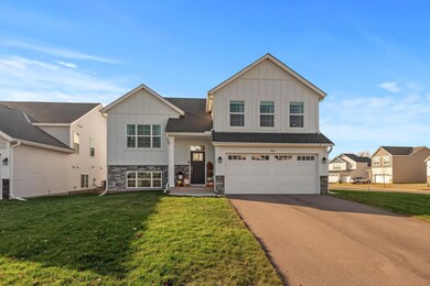 Beautiful split loaded with upgrades!