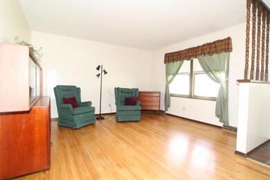 6420 Skywae Dr, Columbus, OH 43229 - photo 5