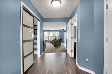 5729 Yorktown Rd, Plainfield, IN 46168 - photo 6