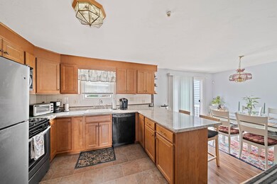4 Franklin Square unit L, Randolph, MA 02368 - photo 4