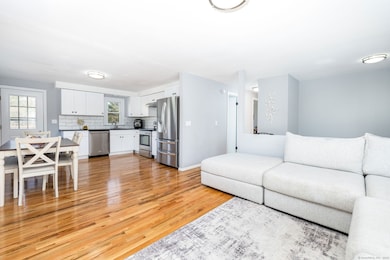 100 Nutmeg Dr, Torrington, CT 06790 - photo 7