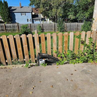 780 Dodd Rd, Saint Paul, MN 55118 - photo 2