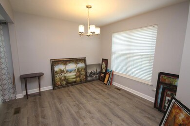 1098 Viewpoint Dr, Lake In the Hills, IL 60156 - photo 6