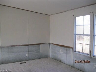 unlisted-address, Seagrove, NC 27341 - photo 7