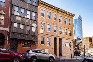 28-30 Cooper St unit 2, Boston, MA 02113 - photo 2